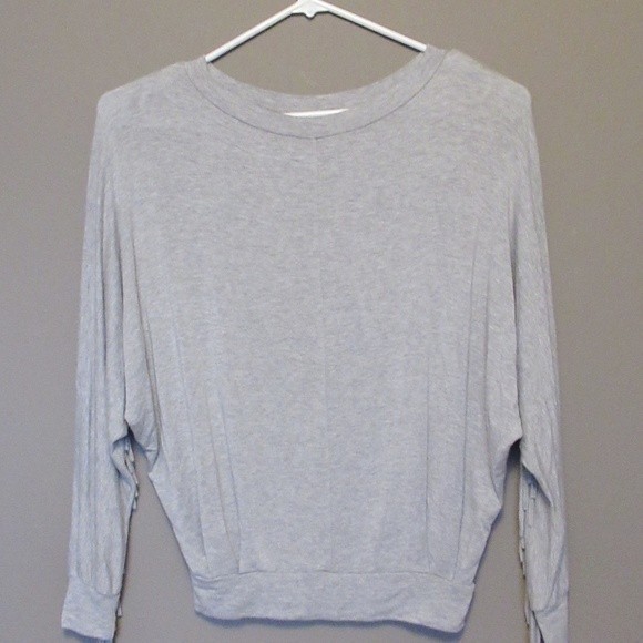 Sam & Lavi Fringe grey oversized long sleeve Top Shirt - Picture 5 of 9